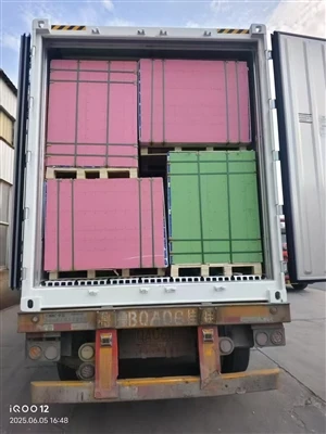 What is the difference between gypsum board and fiber cement board